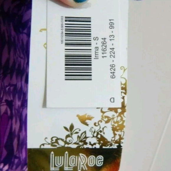 Lularoe Cruella DeVille Irma Tunic - Picture 2 of 4